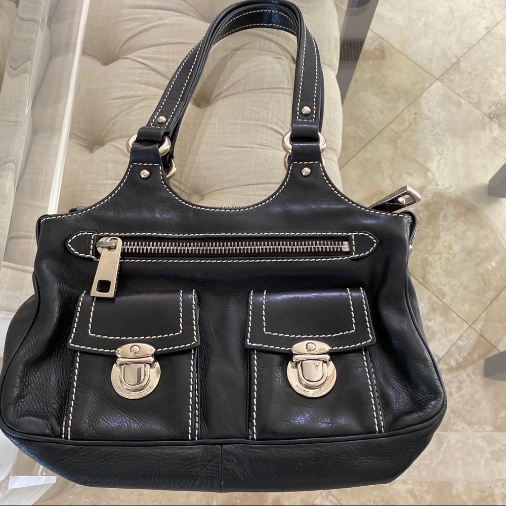 Marc Jacobs Anouk Leather Bag w/white stitching